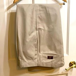 40x30 100% Cotton Pleat front Khakis